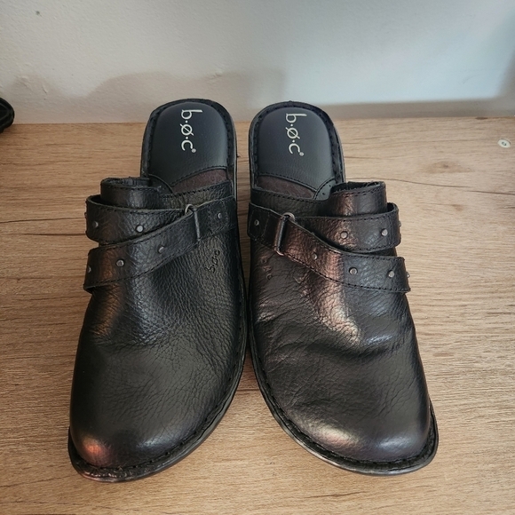 b.ø.c. Born Concept Black 100% Leather Women Slip On Clogs/Mule size 10M - Picture 1 of 13